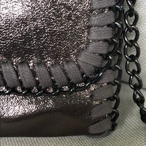 Phase 3 metallic chain clutch